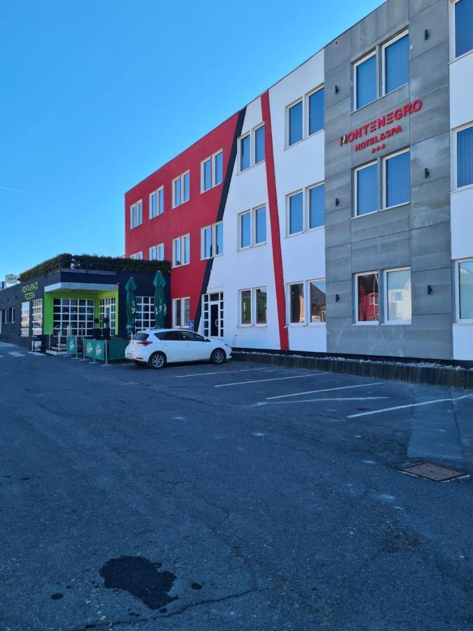 Hotel Montenegro Bruntal Exterior photo